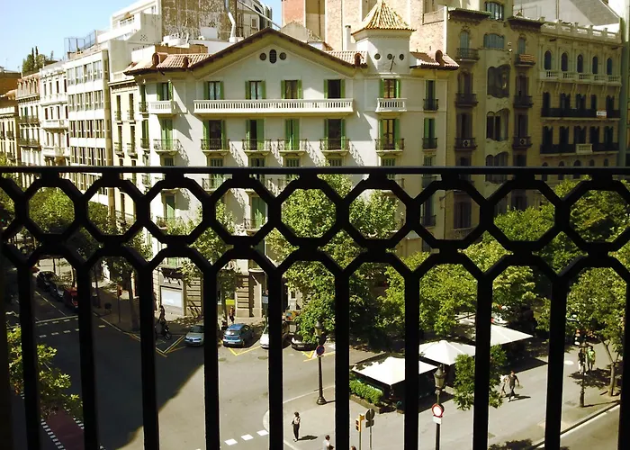 Gaudi Apartment 9